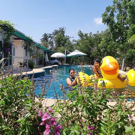 Sky And Water Resort ชะอำ ภายนอก รูปภาพ